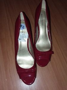 Bandolino Red Open Toe Heels Size 8.5